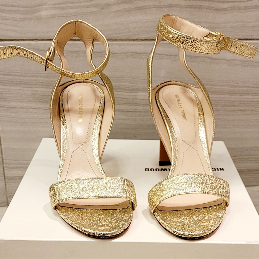 NIcholas Kirkwood - Golden Metallic Leather Sandal w/Pearl